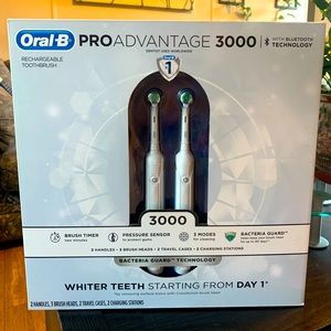 Oral-B ProAdvantage 3000 toothbrushes